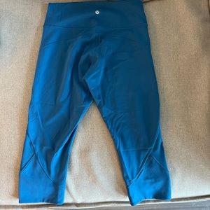 Lulu In-Movement Crop Tight